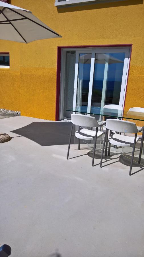 Swiss Borzoi House Bed & Breakfast Vully-les-Lacs ภายนอก รูปภาพ
