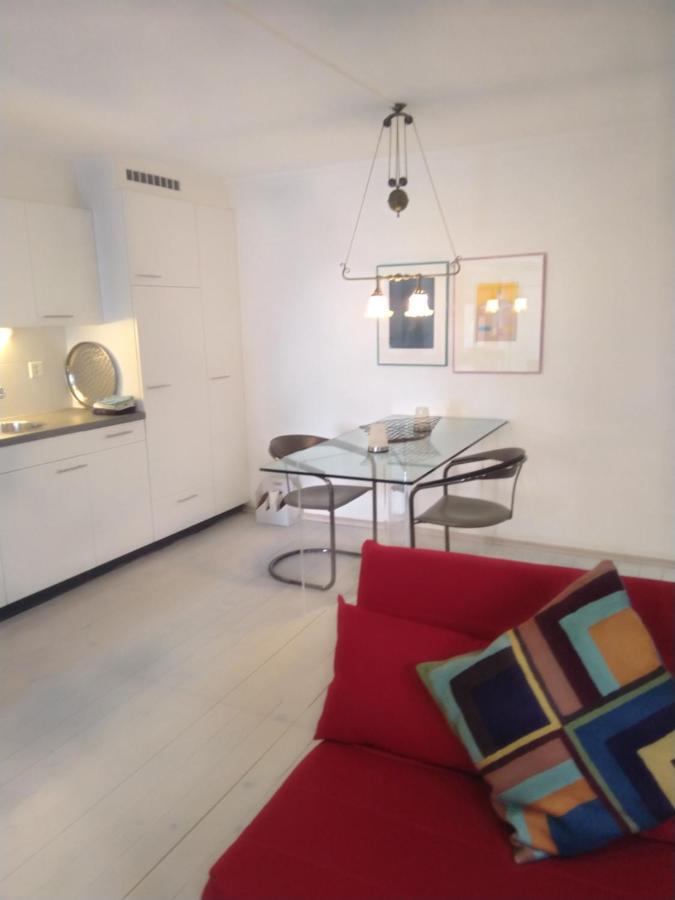 Swiss Borzoi House Bed & Breakfast Vully-les-Lacs ภายนอก รูปภาพ