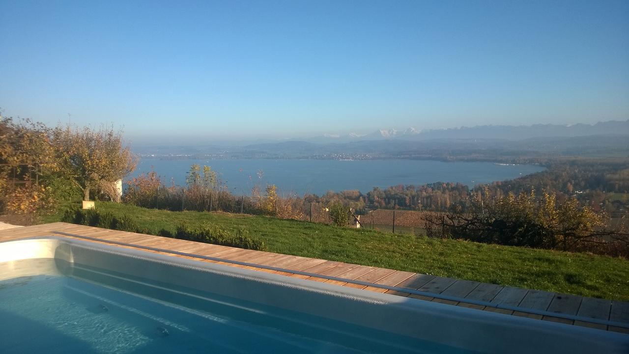 Swiss Borzoi House Bed & Breakfast Vully-les-Lacs ภายนอก รูปภาพ